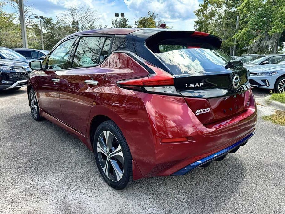 Nissan Leaf      2020