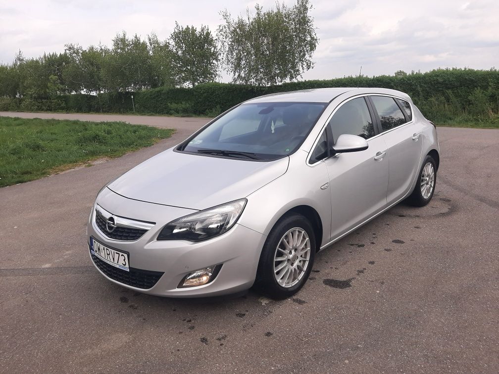 Opel Astra J 1.6 16V 115KM Benzyna+LPG Ładna Zadbana Oferta Prywatna