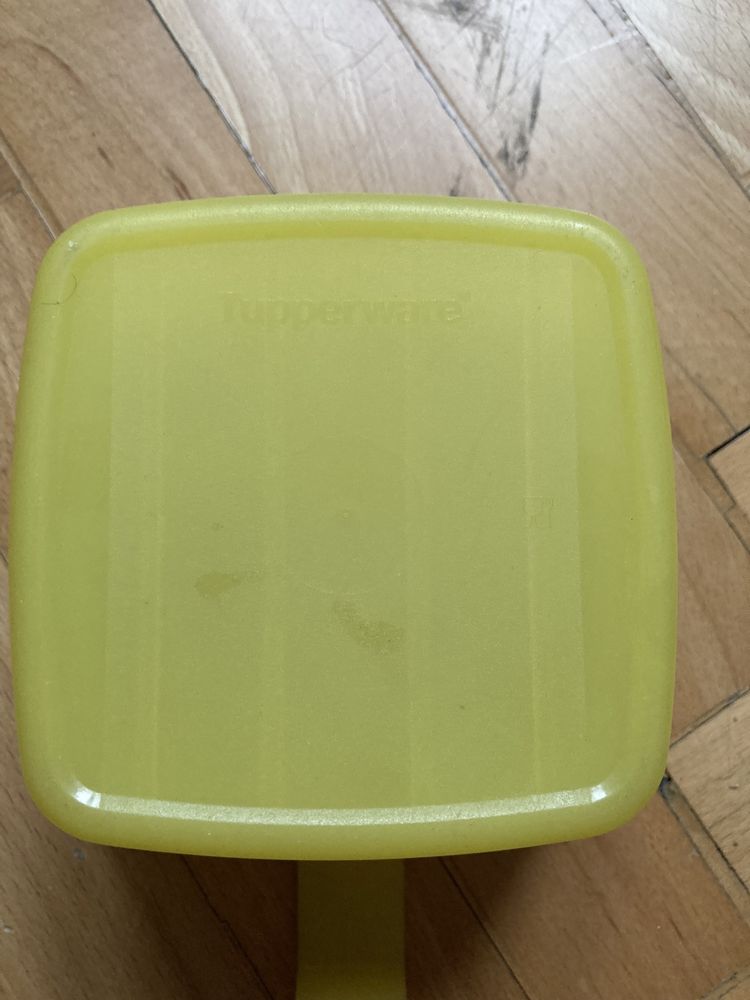 Pojemnik Tupperware