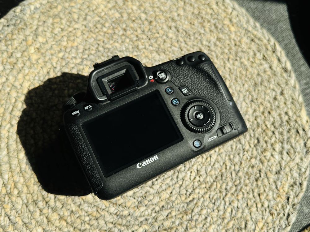 Canon EOS 6D + об’єктив 24-105mm