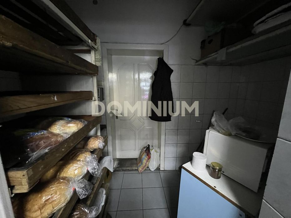 Продається комерційна будівля у м. Хуст