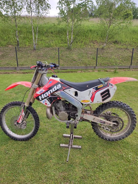 Honda        CR        250    2T