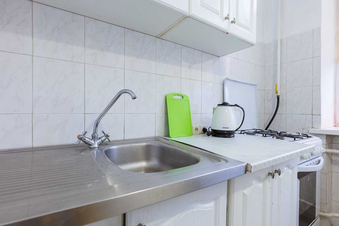 2к Велика Васильківська 29 Центр подобово квартира метро Льва Т.
