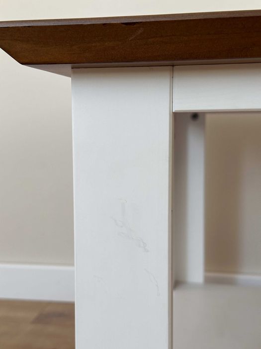 Biała ława sosnowa blat tabacco | uszkodzona, obita, przecena 1040 zł!