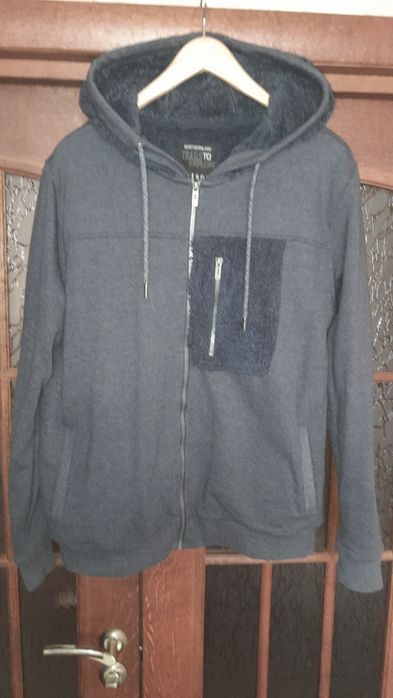 Толстовка Watson's.