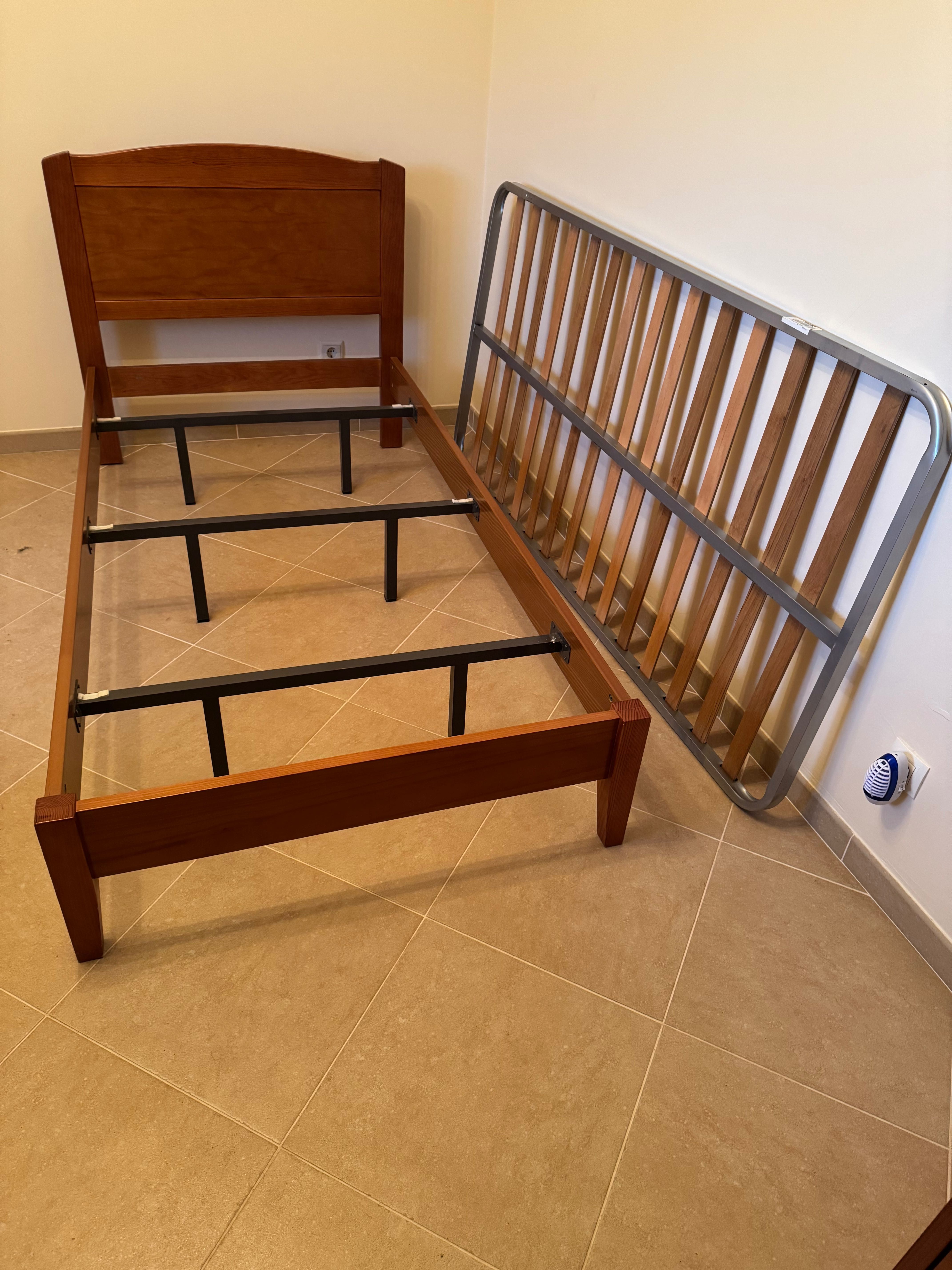 Cama de solteiro