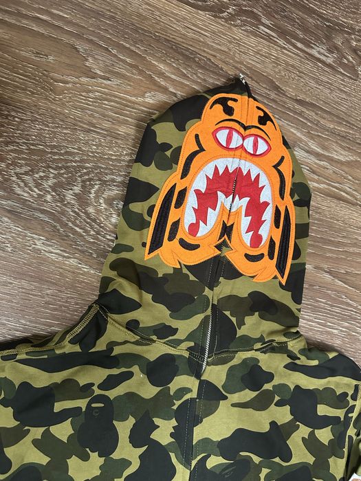 продаю zip-hoodie bape tiger