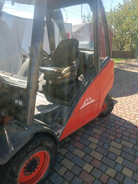 Навантажувач вилочний Лінде Н30Т. Погрущик газовий. 2003р