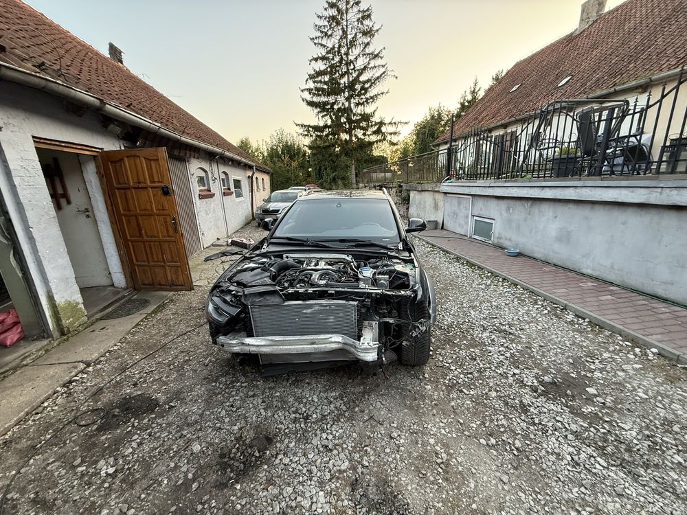 Audi a4 allroad uszkodzone