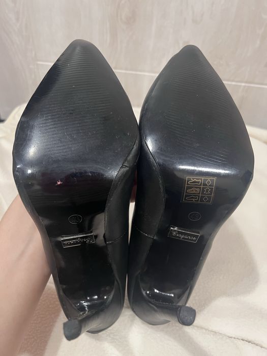 43розмір туфлі класичні на широку ногу