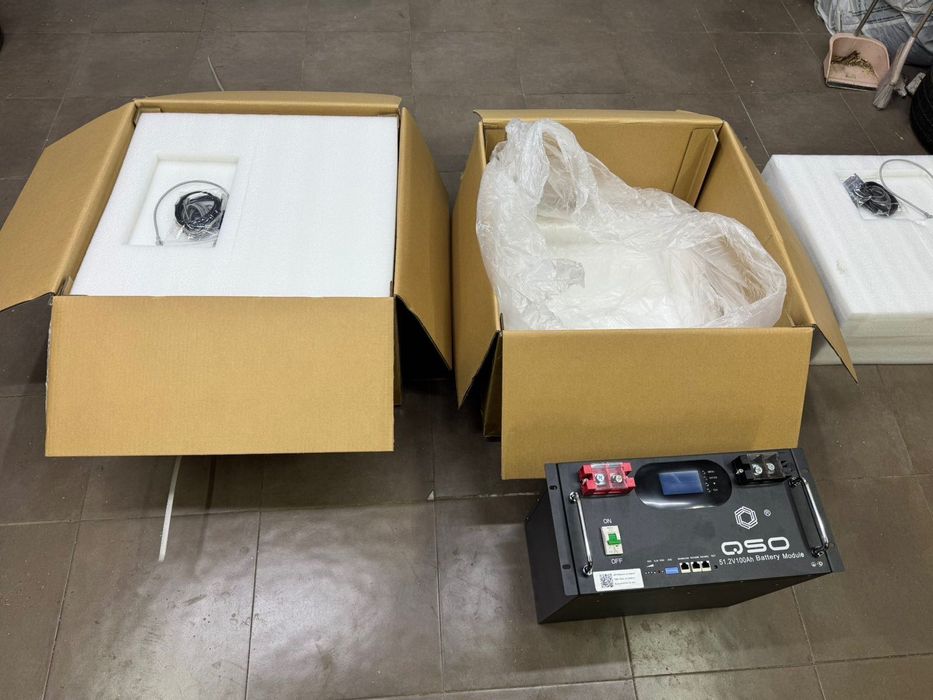 Акумуляторна батарея 51.2V 100Ah LiFePO4 Pack  48V 5120Wh для монтажу