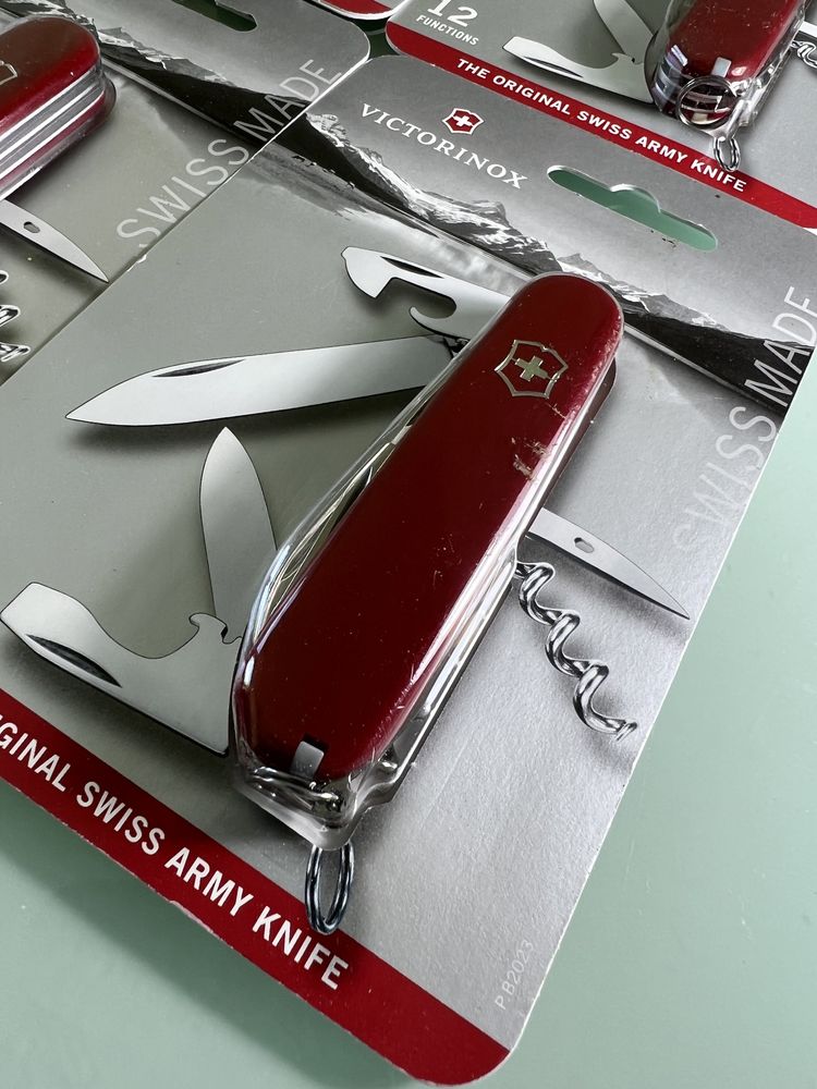 Victorinox Нож Spartan Red 1.3603