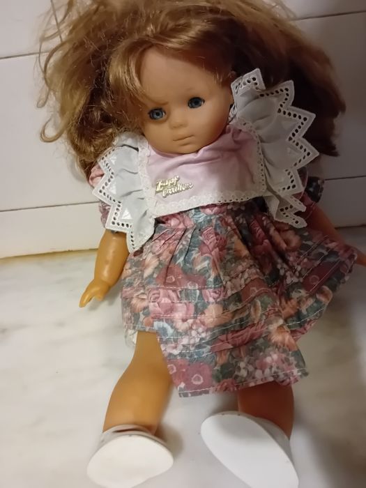 Boneca Antiga Zapf Creation