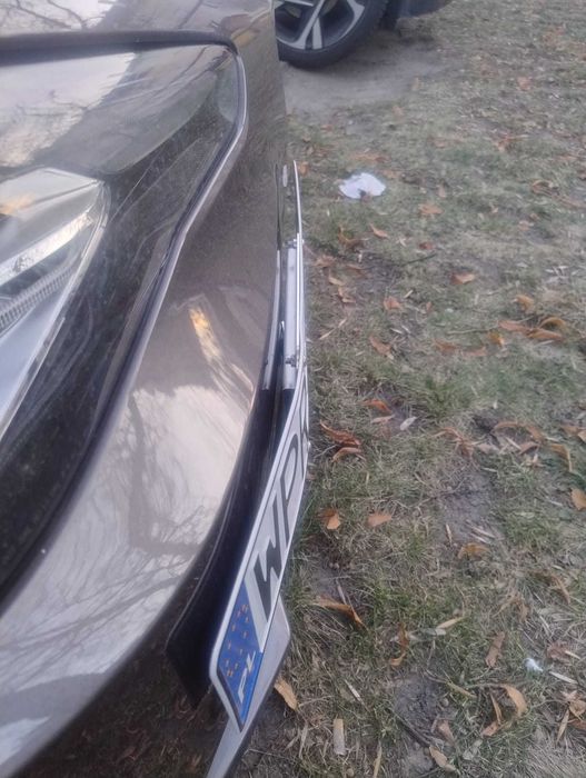 Ramka mocowania tablicy rejestracyjnej Alfa Romeo Giulia 4C Stelvio