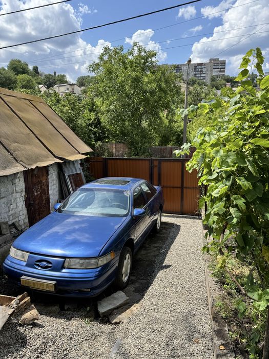 Ford Taurus SHO 3.0 Yamaha V6 (220 к.с.), 1992 рік