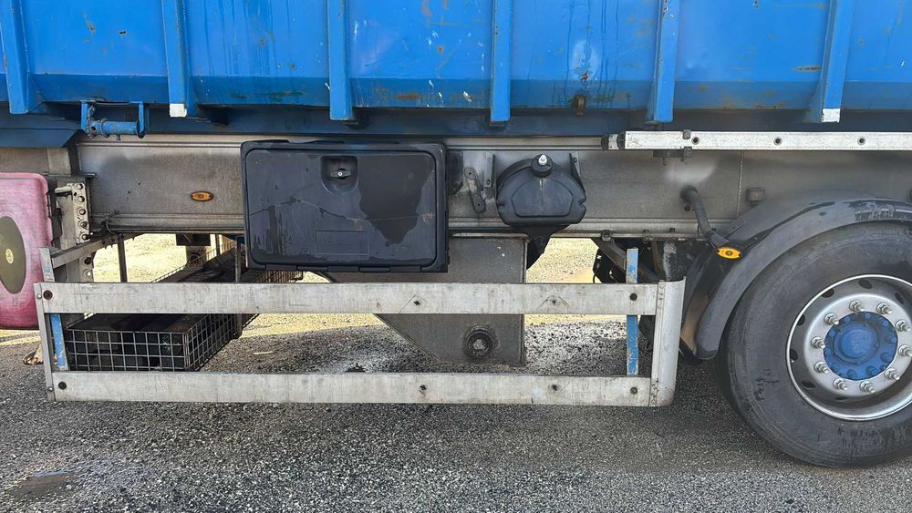 Semi-Reboque Sucateiro