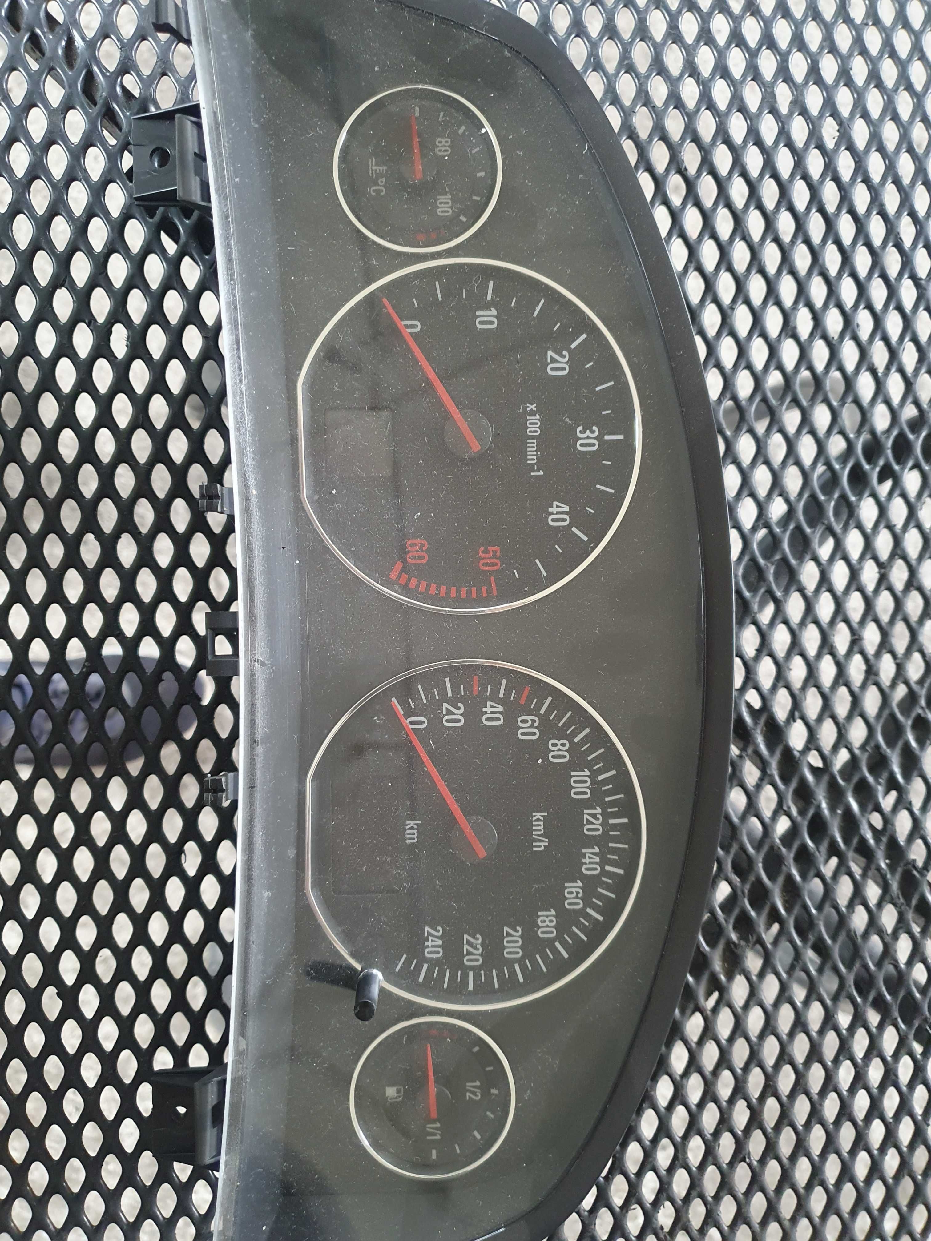 Zegary liczniki Opel Signum Vectra c 1.9 cdti sprawne