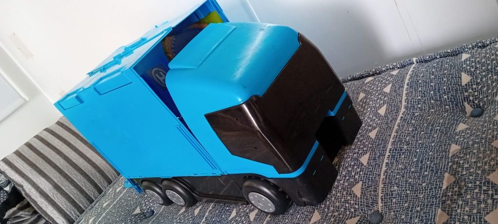Mega Camião pista