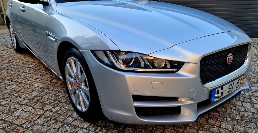Jaguar XE 2.0 D Prestige Aut.