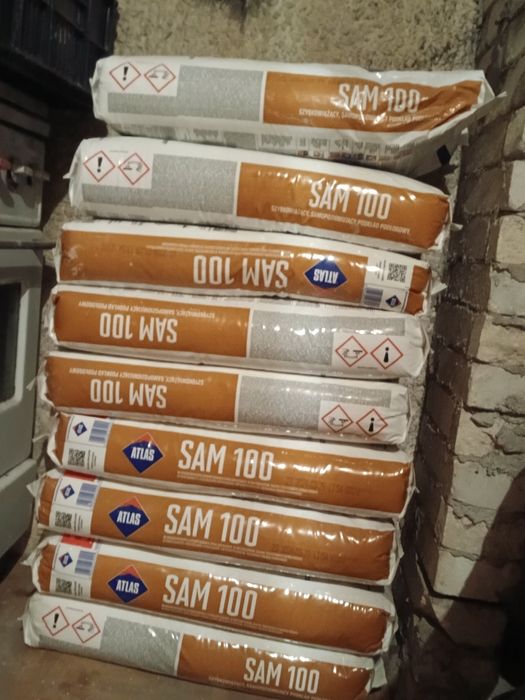 Wylewka samopoziomująca ATLAS SAM 100
