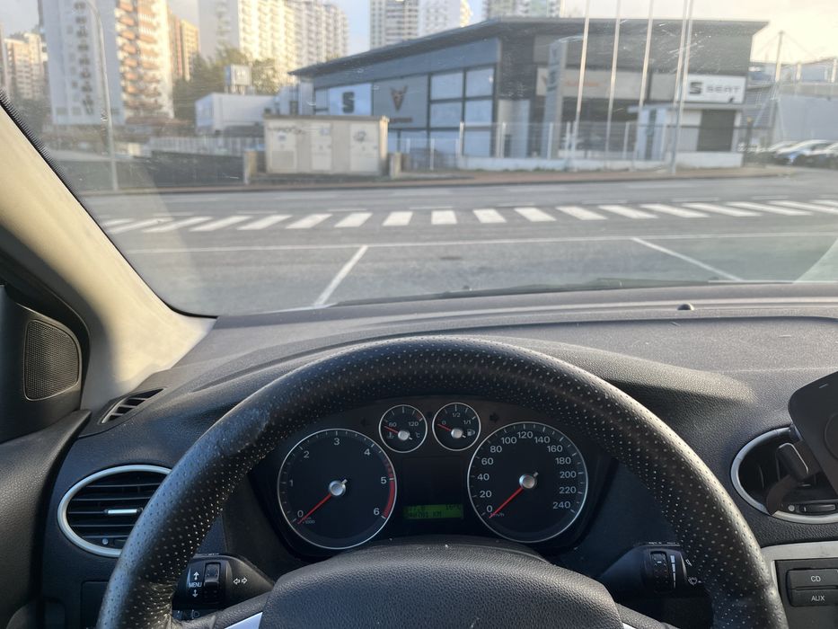 Ford focus 1.6. Tdci