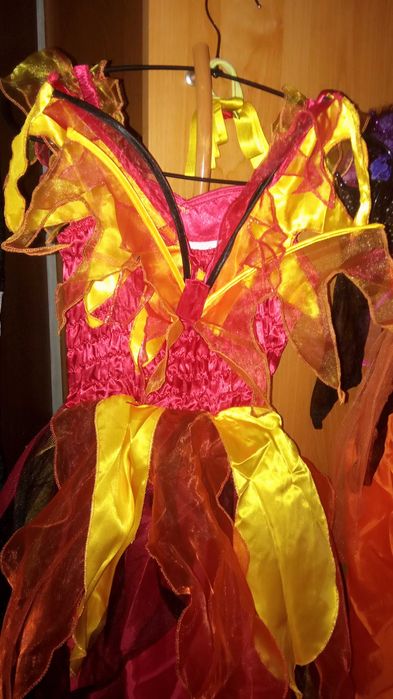 Strój karnawałowy Ognista wróżka ,czarodziejka,czarownica od 6-11 lat