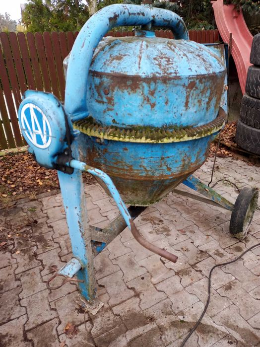 Betoniarka Agro-Wikt 200l