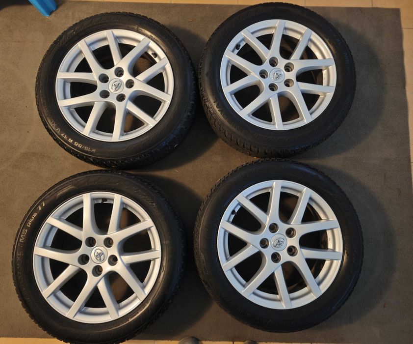 Koła Toyota Felgi 17" Opony Zimowe Uniroyal