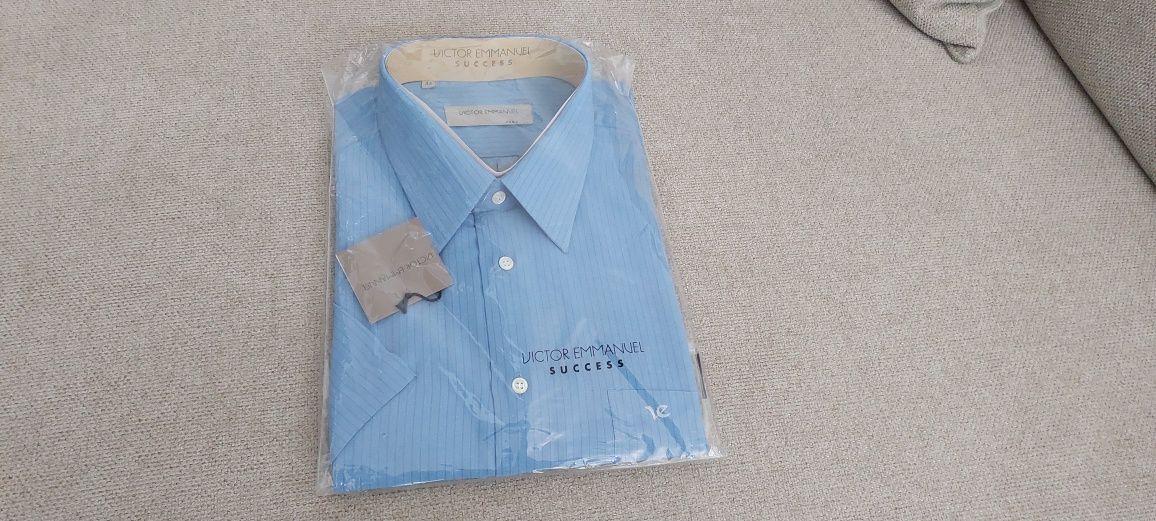 Camisa ,nova,manga curta, marca Victor Emmanuel sucess