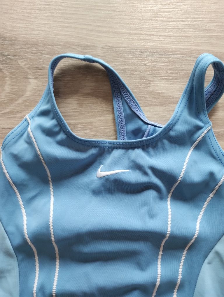 Strój kąpielowy firmy Nike rozmiar 140