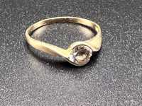 Złoty pierścionek pr. 585