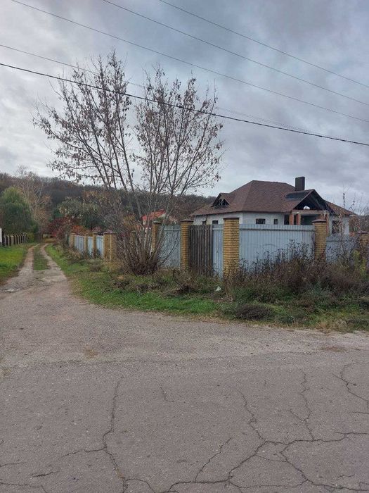 продам земельну ділянку біля річки Ворскла в с.Петрівка