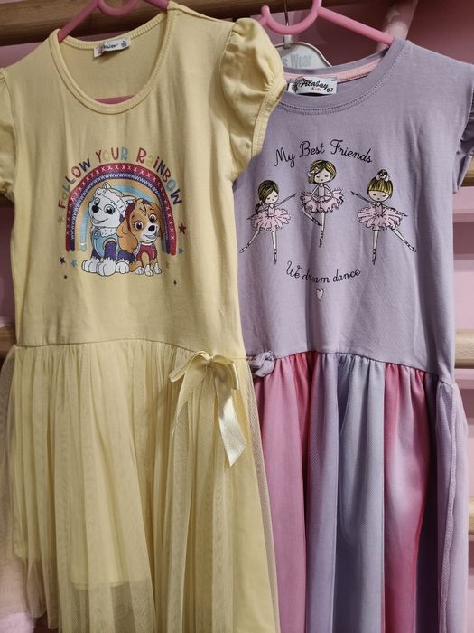 Sukienki dla dziewczynki rozm. 122