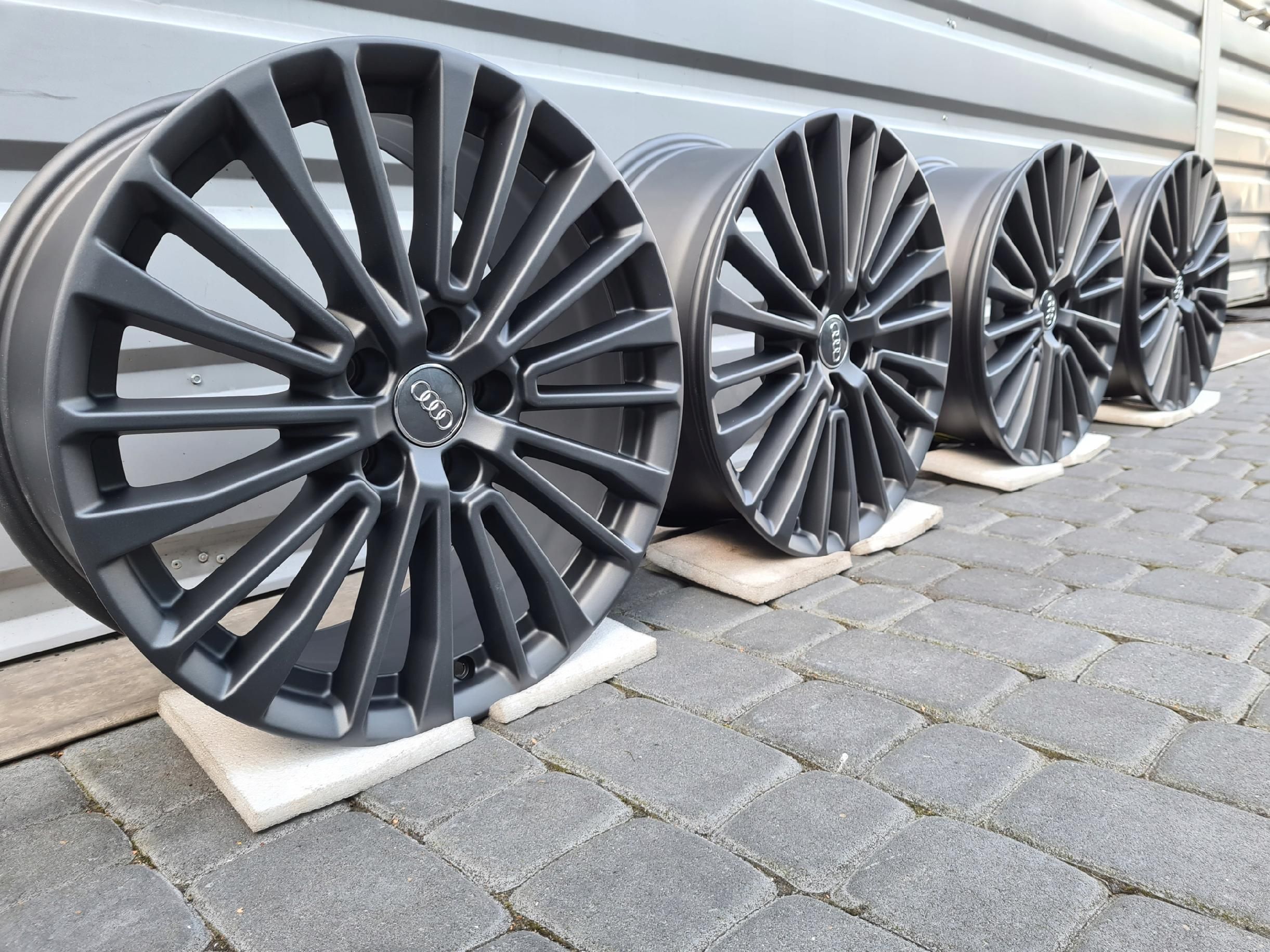 Oryginalne Felgi Audi 18 A3 A4 A5 A6 A8 Q3 Q5 TT