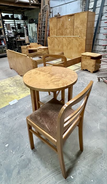 Meble sypialnia łóżko nakastlik stół krzesła toaletka komplet czeczota