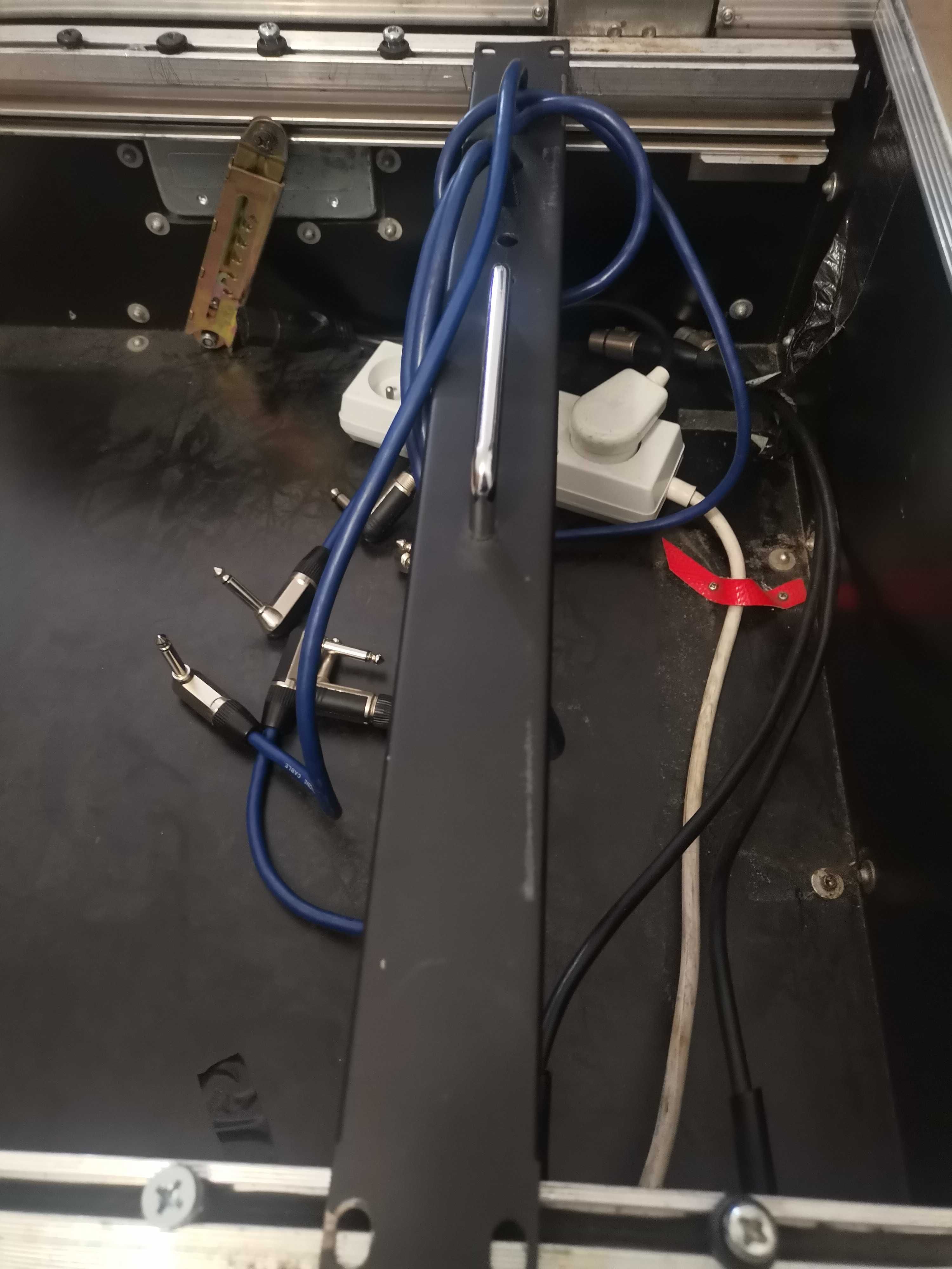 Skrzynia rack 19''