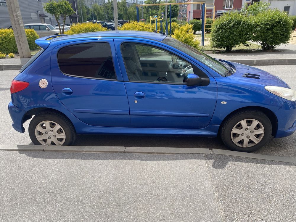 Продам peugeot 206+