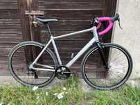 Decathlon btwin Triban RC100 Rozmiar M - bdb stan, 2 komplety opon
