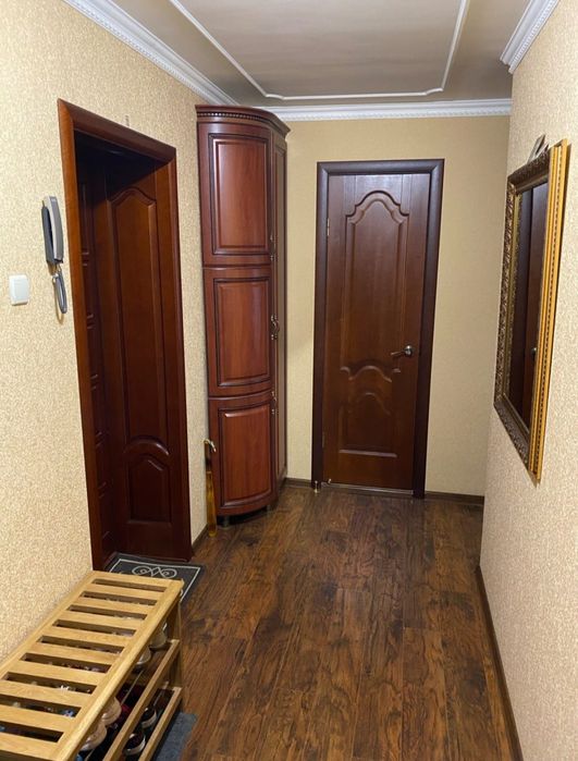 Продаю 2х комнатную квартиру. В Ингульском районе.