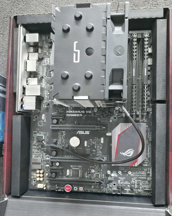 Zestaw Intel Core i7 + pł.główna ASUS + Corsair 16GB DDR4 + Cryorig H7