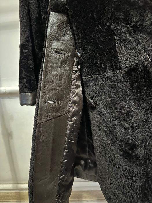 Дуже класна шуба з натурального мутону