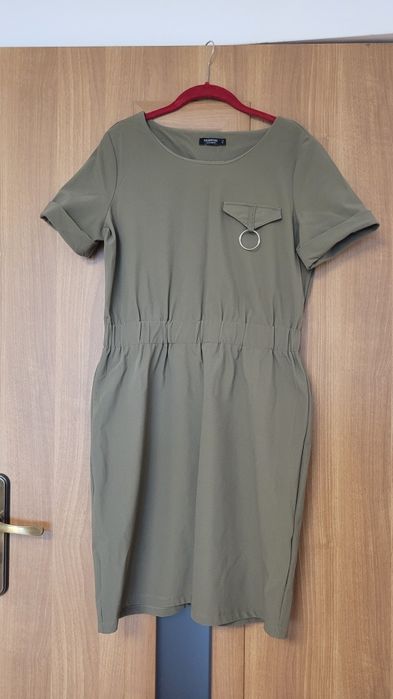 Sukienka khaki Reserved S (36)