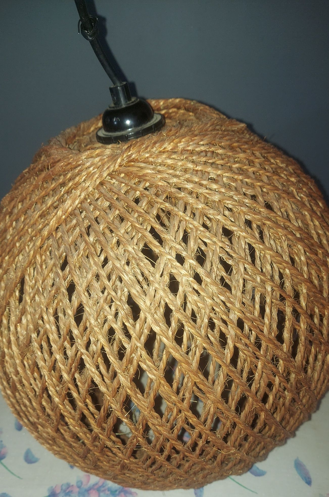 Lampa wisząca sznurkowa