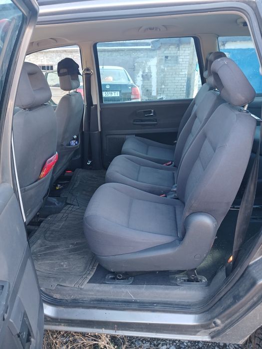 Продам Seat Alhambra