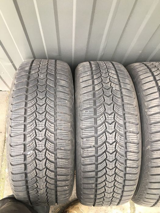 Продам зимові шини м Киів