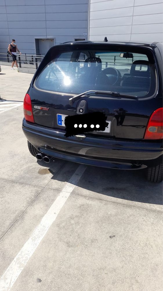 Opel Corsa 1.6 16V Gsi