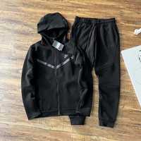 Dres Nike tech fleece czarny