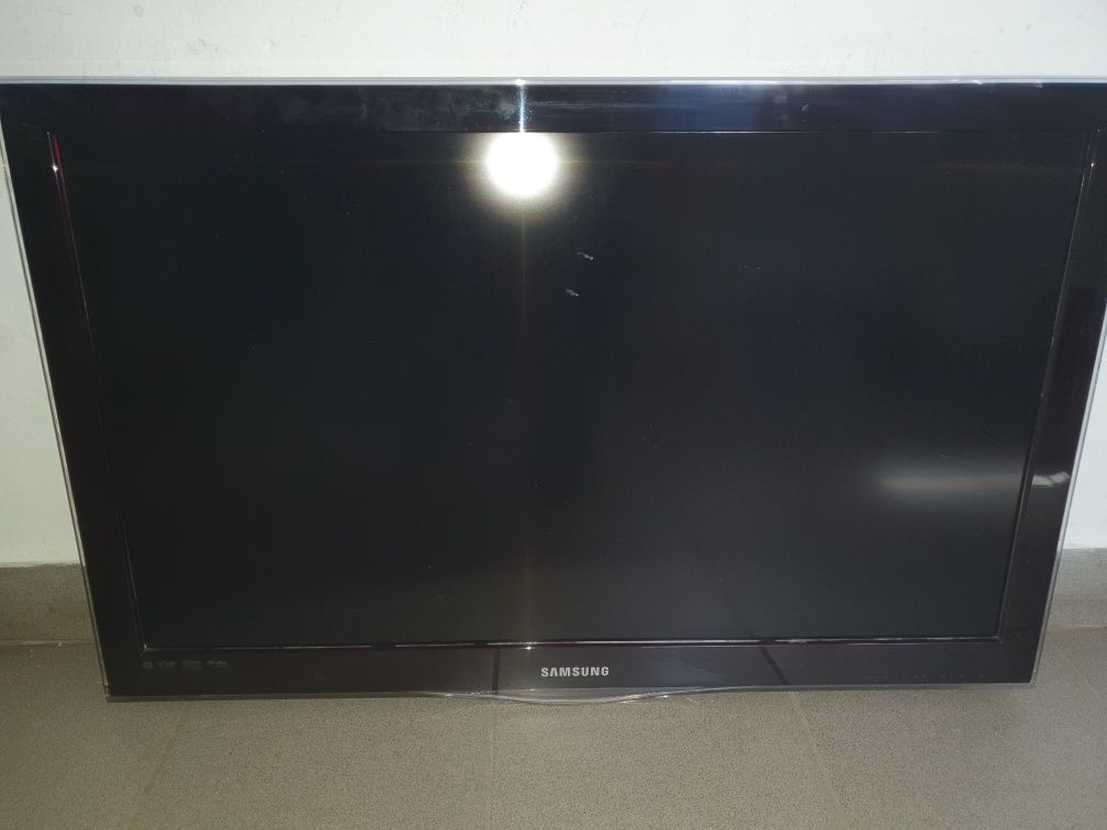 Telewizor Samsung 37 cali