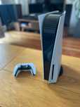 Sony PlayStation 5 (PS5) z napędem + pad + gry