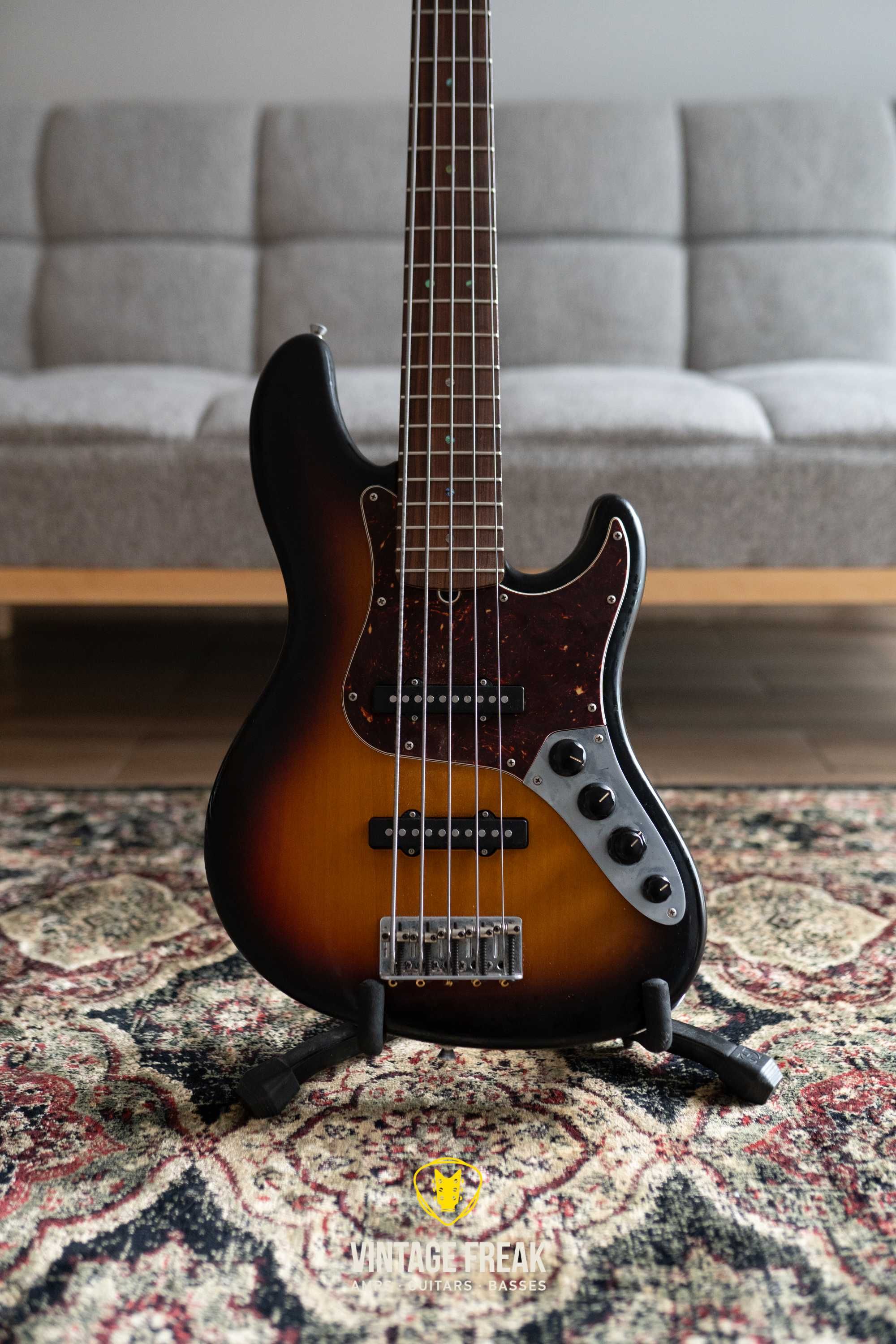 Fender Jazz Bass V 2 preampy